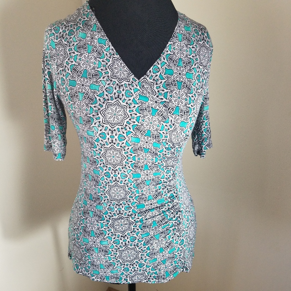 Dana Buchman ~ Medallion Print Short Sleeve Blouse